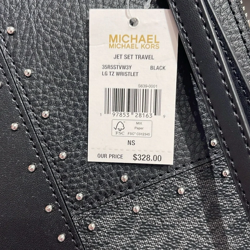 Michael Kors Jet Set Travel Lg Studded Patchwork and Sign Logo Wristlet
Black - Picture 7 of 16